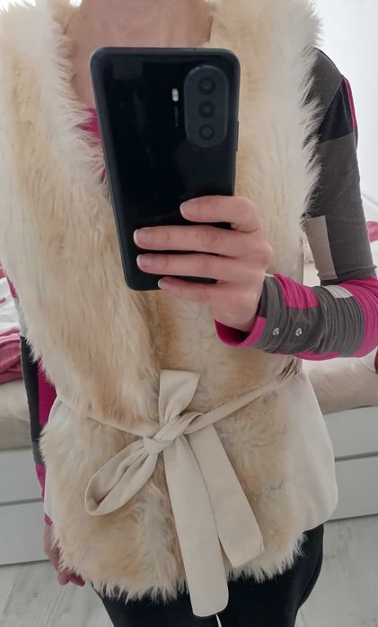 Нов пухкав Елек размер S,10лв