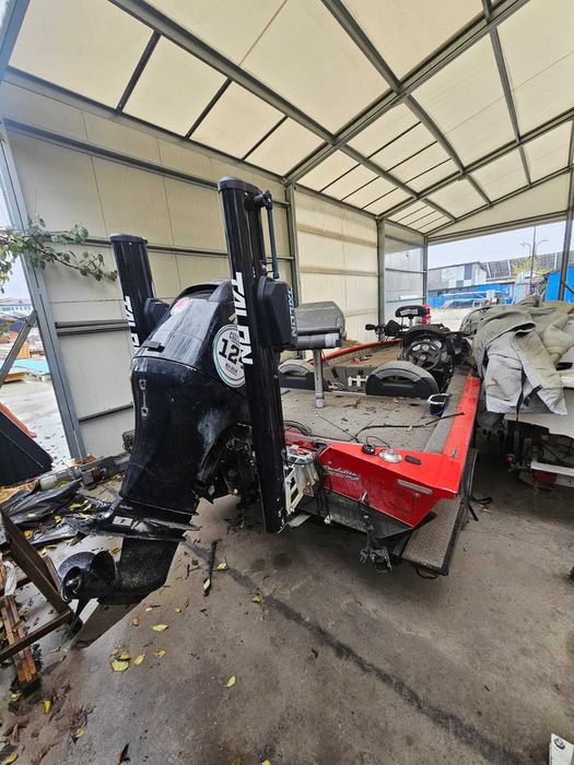 Bass Tracker xxl - utilizat