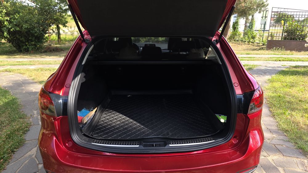 Mazda6 awd 2.2d 175cp