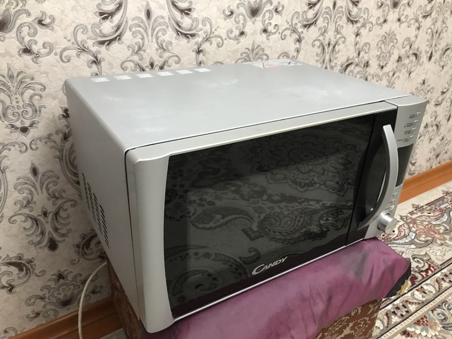 Микроволновая печь Candy