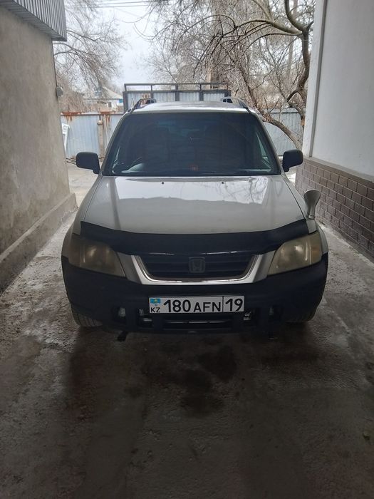 Продам машину Хонда CR-V
