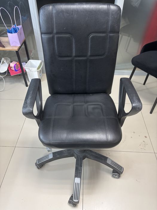 Продам офисный стул 14.000тг