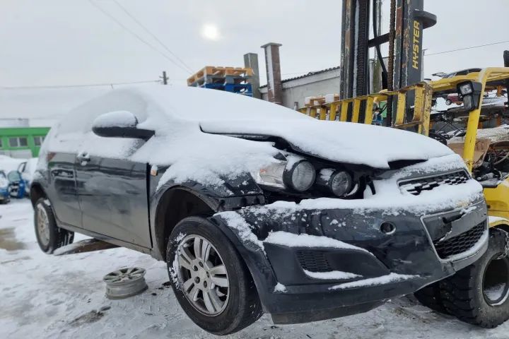 butoane geamuri electrice clapeta acceleratie rezervor bara spate haion portbagaj stop tripla usa oglinda portiera stanga dreapta  plansa ceasuri bord display  spira volan bloc lumini kit airbaguri Chevrolet Aveo T300 2012, motor 1.3 cri 96cp, cod motor A