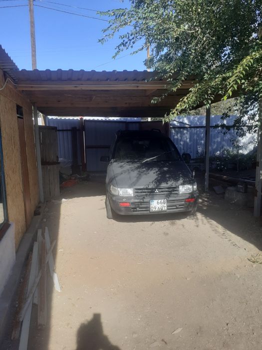 Продаётся дом у озера