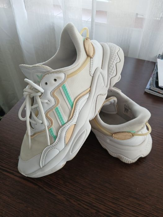 Adidasi ozweego 39