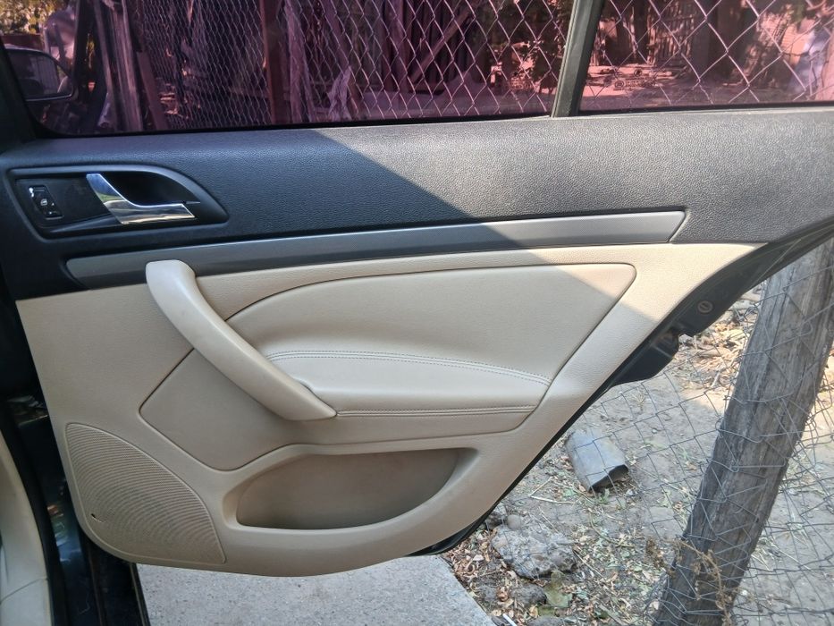 Fețe de usi piele crem complete Skoda Octavia 2 berlina(sedan) an 2007