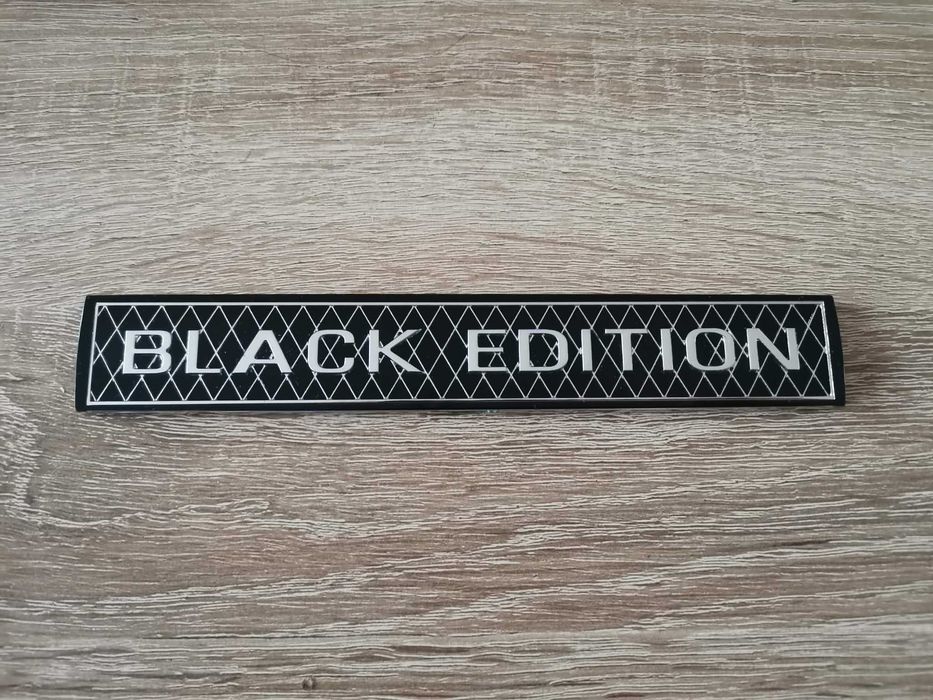 Емблема Toyota Black Edition