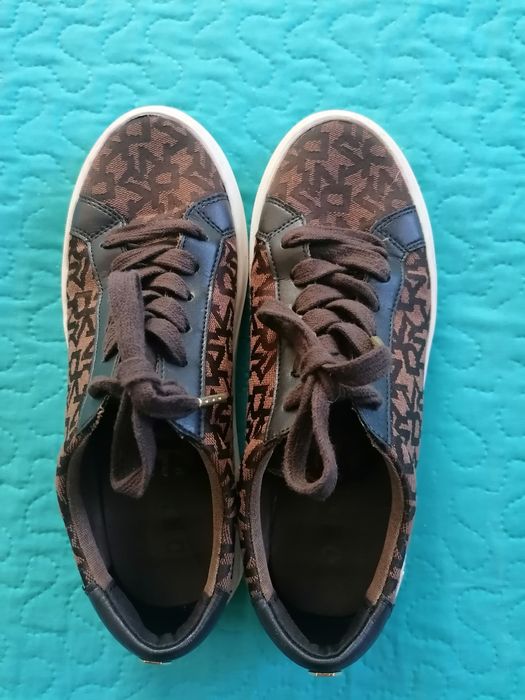 DKNY оригинални кецове