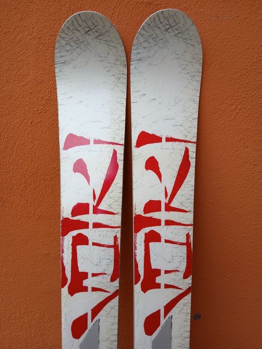 Schiuri skiuri tură freeraid volkl Mantra 177 cm