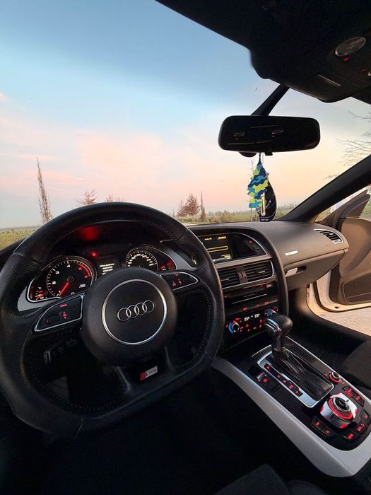 Audi A5 Vând Audi A5 Sportback Alb - Automat, S-Line