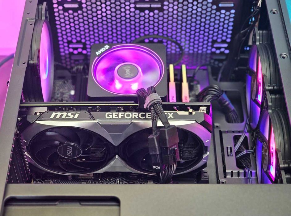 RTX 5070/Ryzen 7-7700/RAM 32GB/SSD 1TB/Чисто Нов+Гаранция