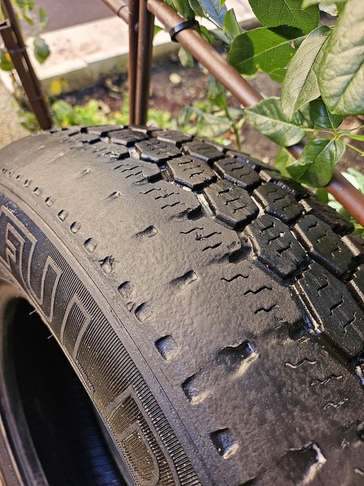 1бр.зимна гума за бус