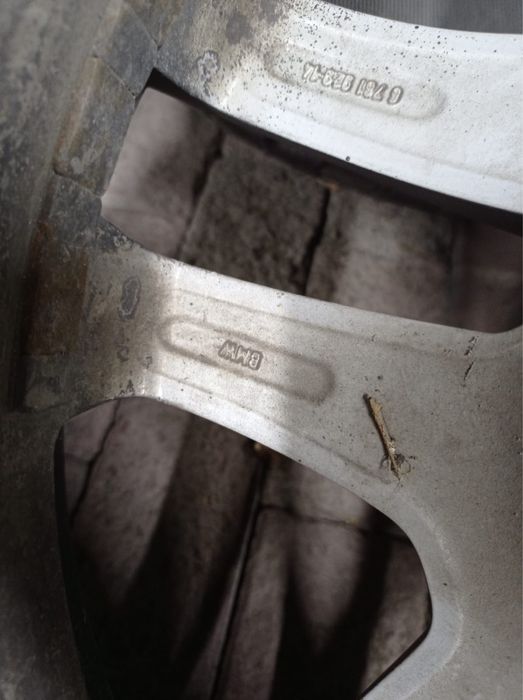 Диски с резиной бмв р17