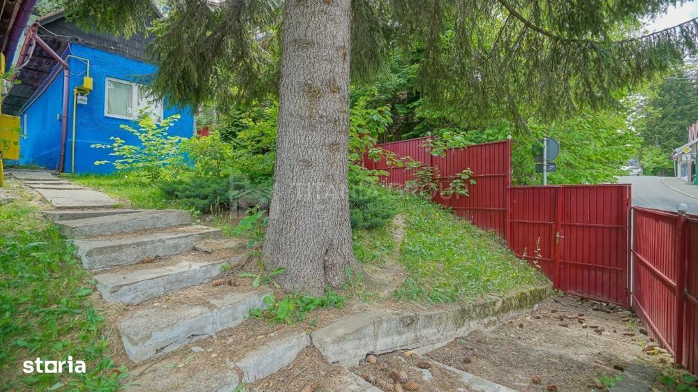 Vila in Poiana Brasov cu teren generos 1600mp, 2 corpuri de casa