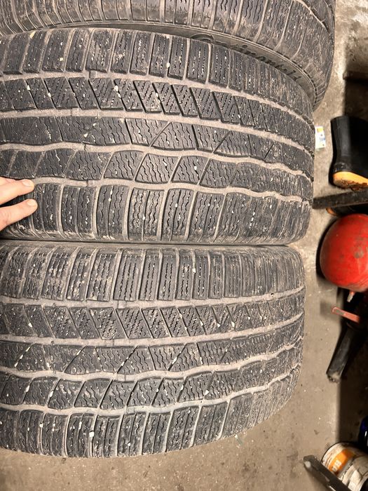 285/45/20 Continental