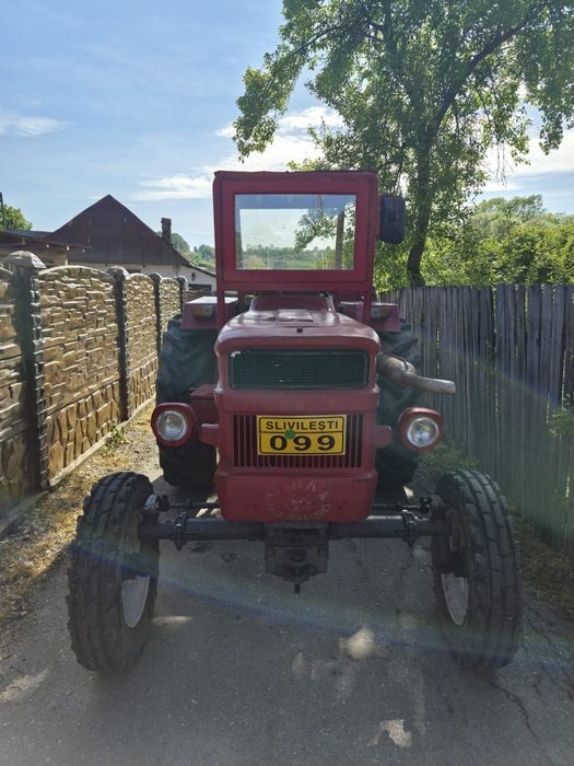 Vand tractor fiat 445 stare buna de functionare