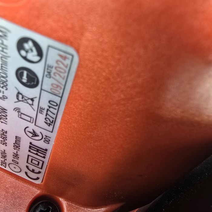 Fierăstrău circular  Hilti SCW 70 Nou 2025