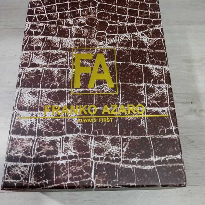 Ботинки новые кожаные