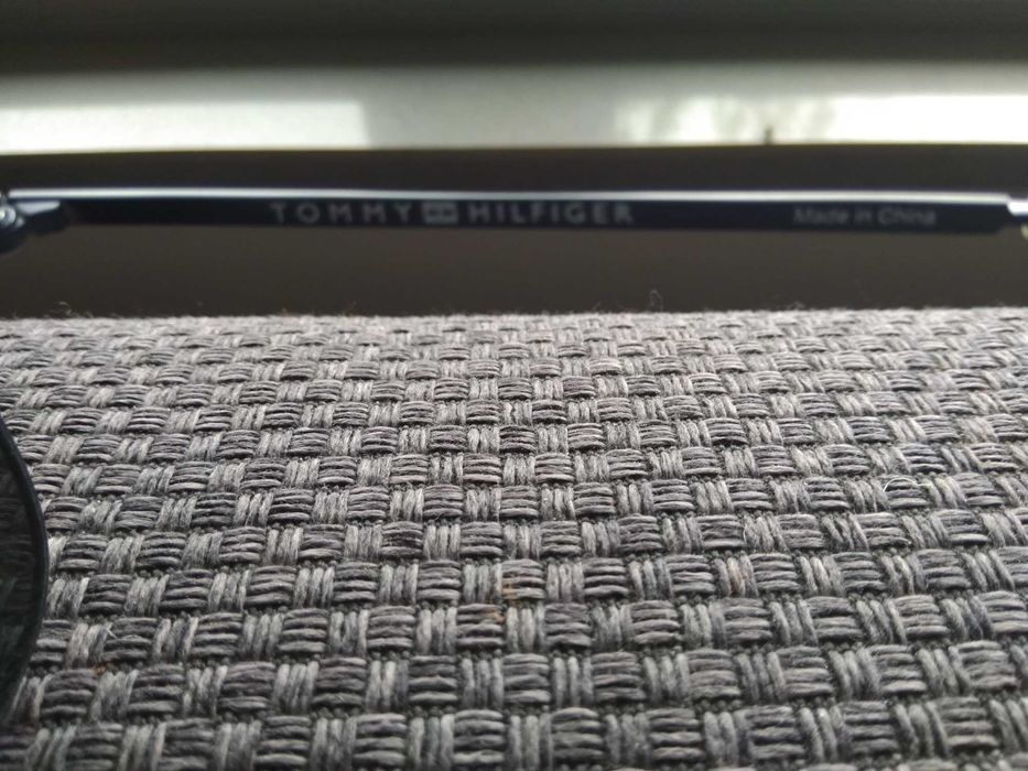 Слънчеви очила Tommy Hilfiger