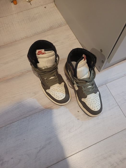 Продам ботинки, лоферы, кроссовки