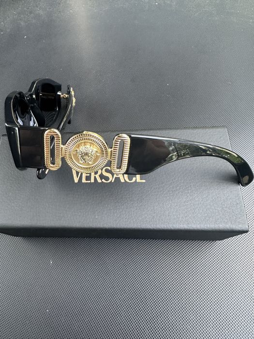 Слънчеви очила Versace