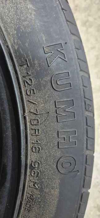 Комплект резервна гума ,органаизер и крик Golf .