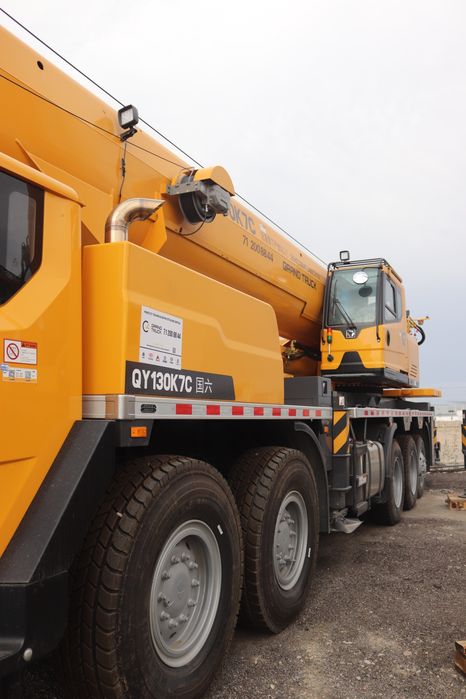 Avto kran XCMG 50t