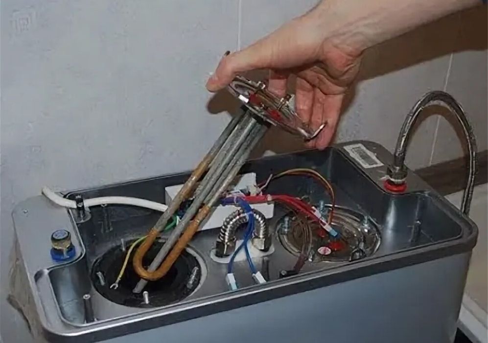 Ariston tozalash va Universal santexnik  xizmati 24.7