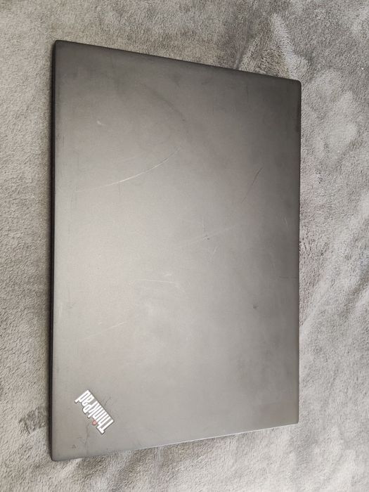 Lenovo Thinkpad T14S gen 1 ,i7-10610u,16gb RAM ,ssd 256 GB ,display 14 inch touchscreen ,bateria ok uzura 14%