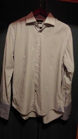 НАМАЛЕНИЕ-Продавам маркови мъжки ризи-3 броя-30лева