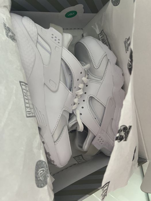 Adidasi Nike Huarache limited edition