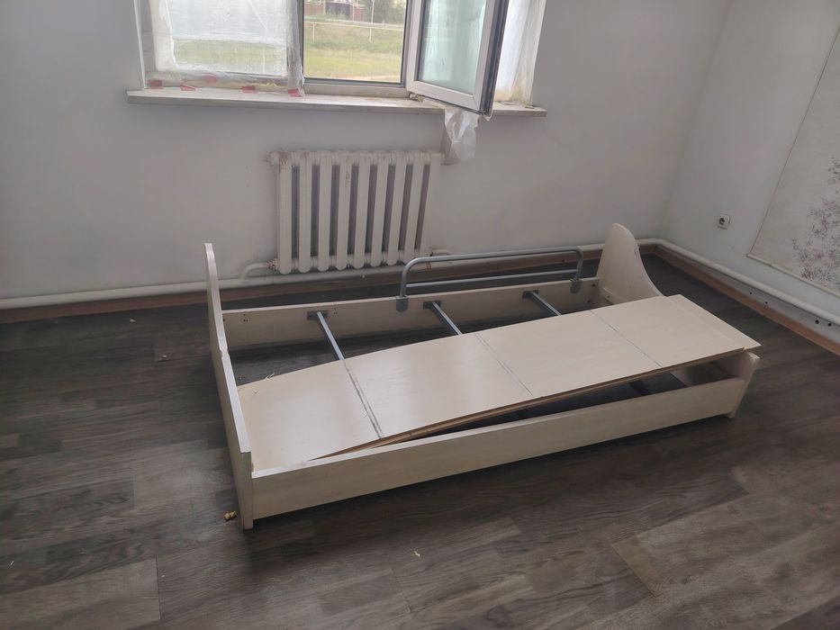 Отдам даром мебель