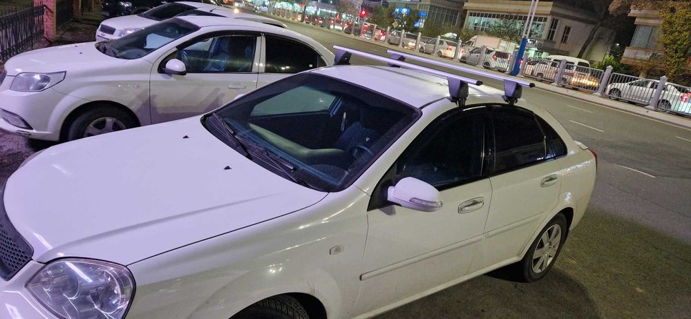 Багажник универсальный на крышу авто "Royal Cross Bar", Турция