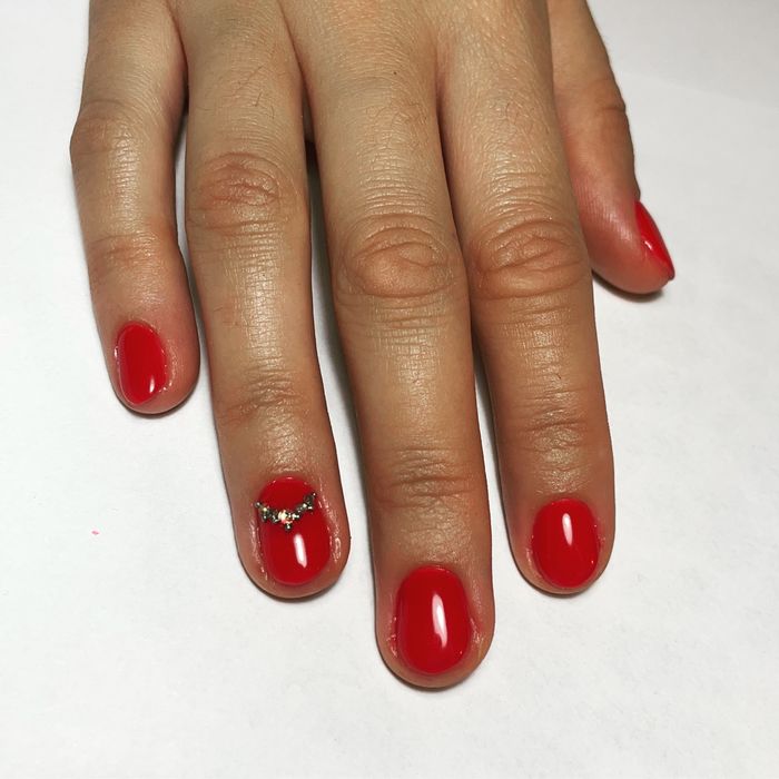 Unghii cu gel, oja semi, oja normala