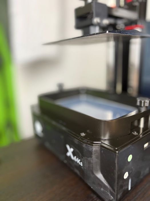 смолен SLA 3D принтер Anycubic Photon Mono X 6Ks + 9 литра неотворена смола и ~2 литра подарък