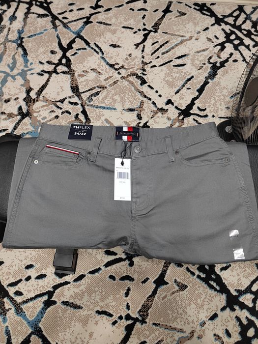 Брюки Tommy Hilfiger travel pants 34/32; 36/32.