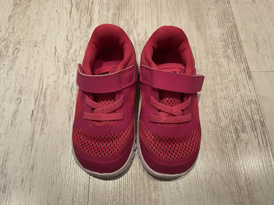 Маратонки Nike 22 номер