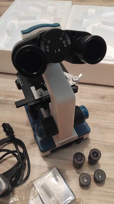 Microscop professional - 40X-2000X