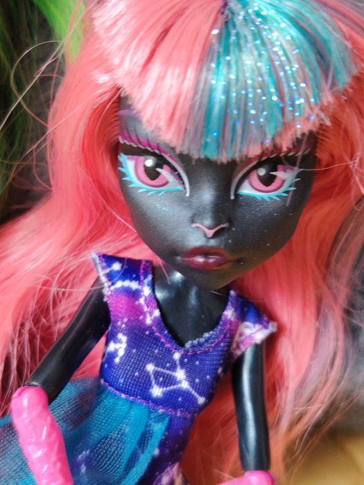 Обмен кукол монстр хай