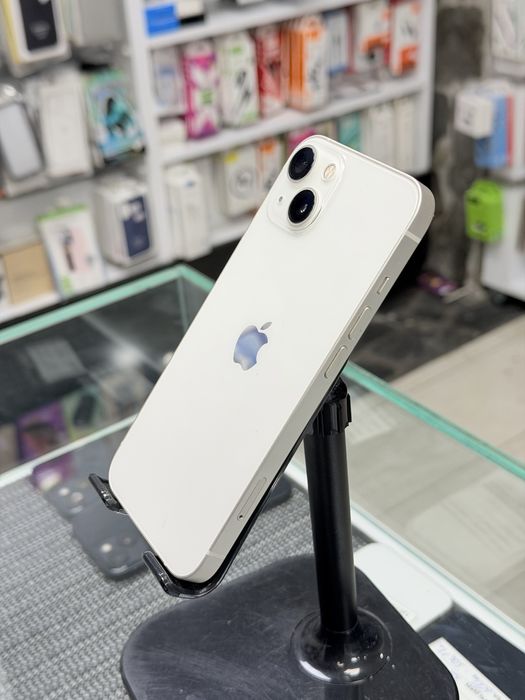 iPhone 13 128GB White