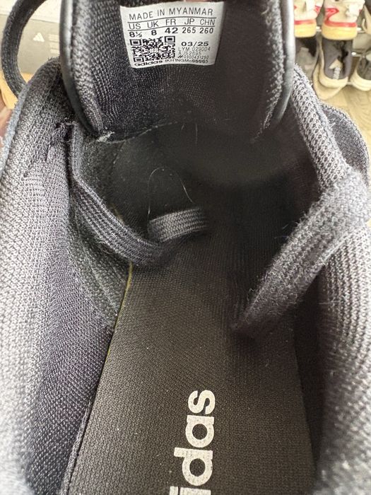 Adidas Barreda.