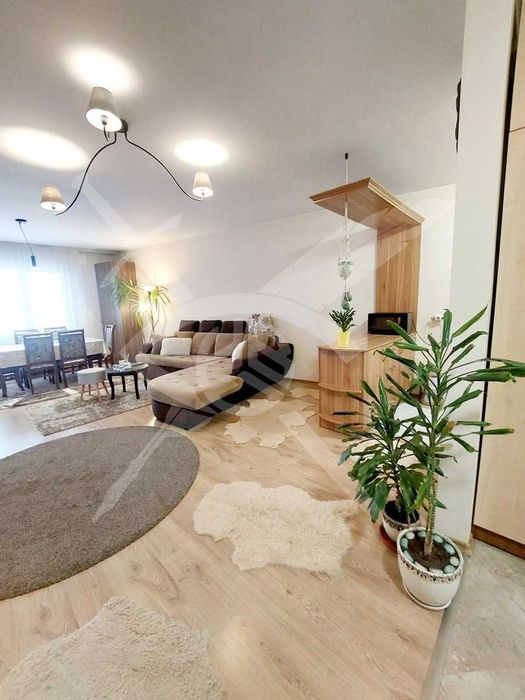 Дава се под наем Тристаен апартамент в София, Витоша - 130 кв.м за 1146.99 € - Снимка #1