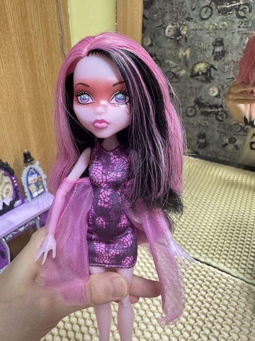 Продам куклу   монстр хай!