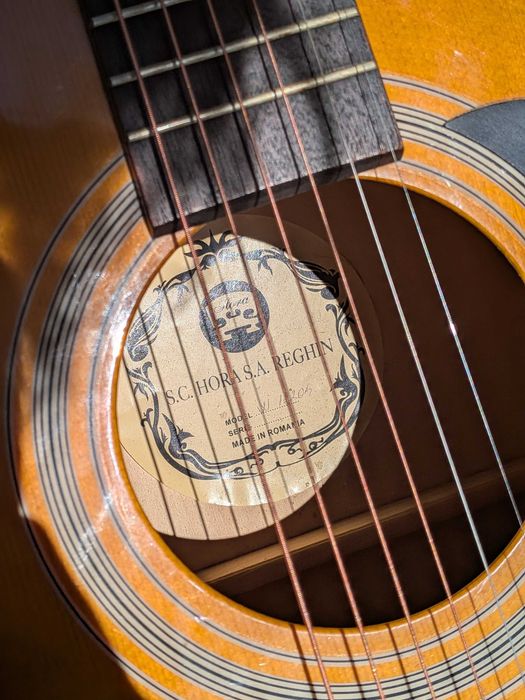Chitară acustică Reghin western sunburst