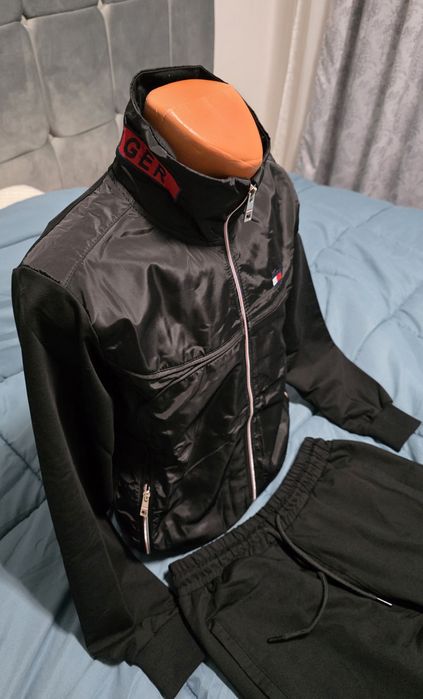Trening complet Tommy Hilfiger