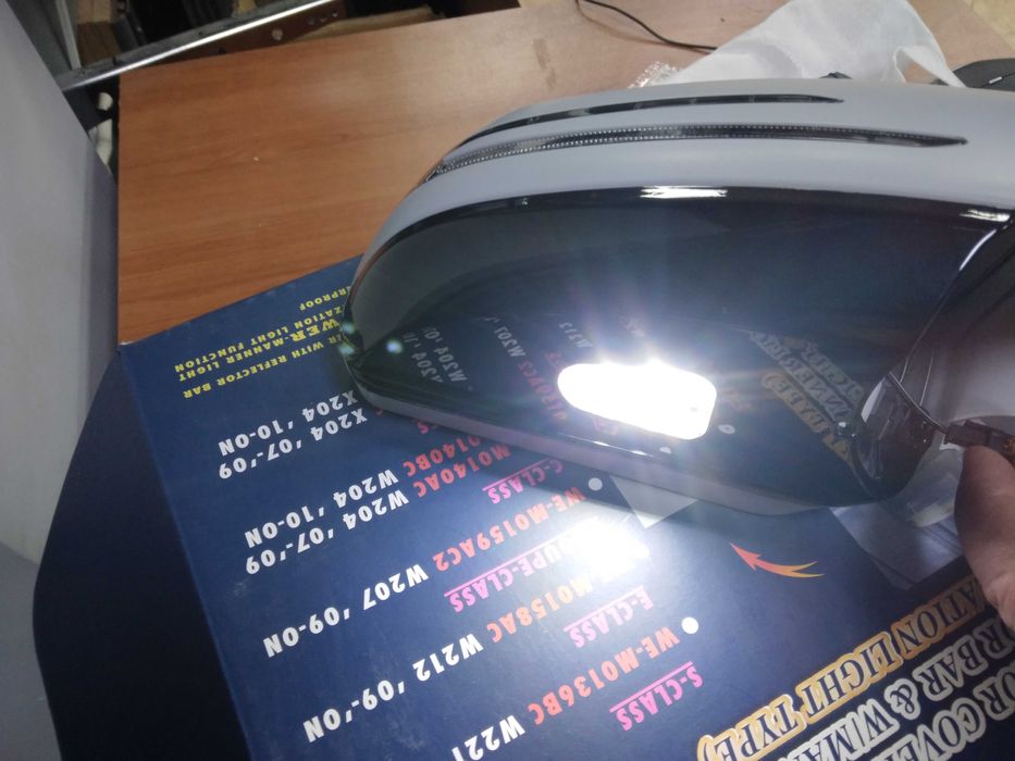 w204 АМГ волан, LED капаци за огледала, LED стопове