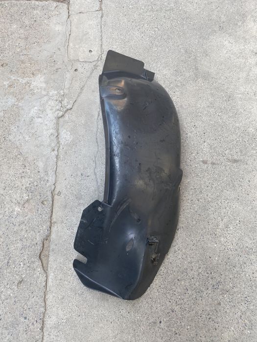 Подкрылки задние BMW e34