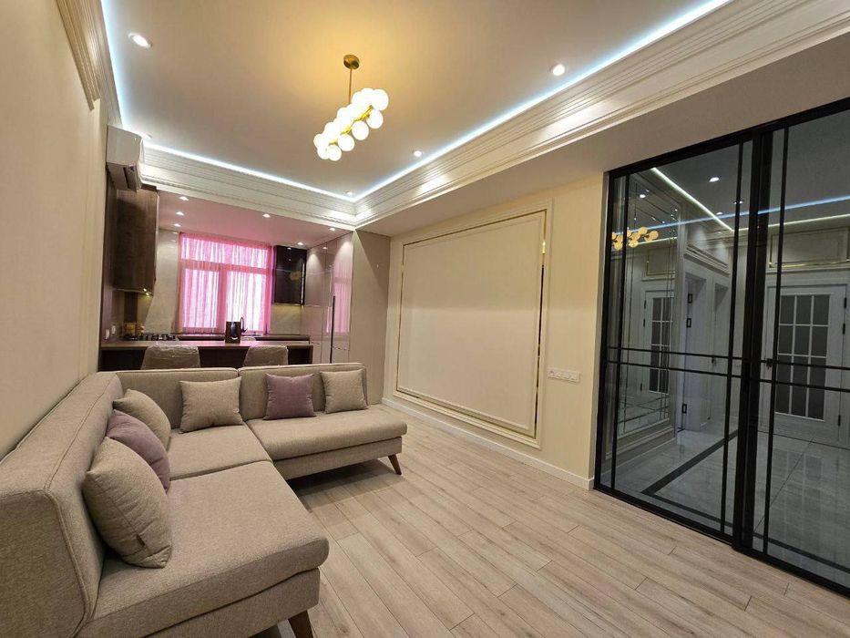 Продается квартира Яшнабадский р-н  улица Махтумкули