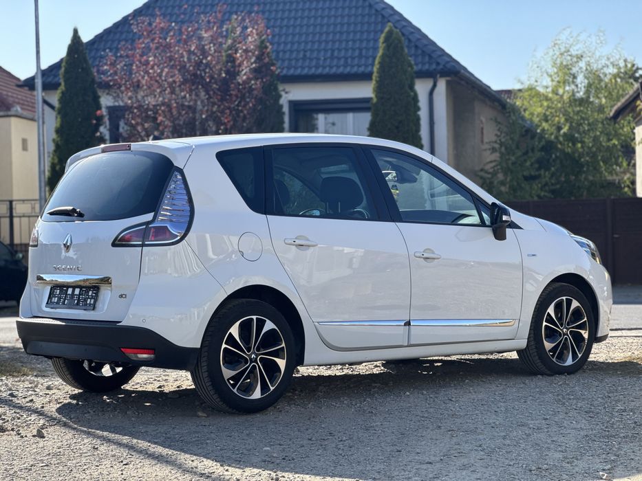 Renault Scenic Bose Facelift 1.5dci 110cp Manual - Full Option - Impecabil
