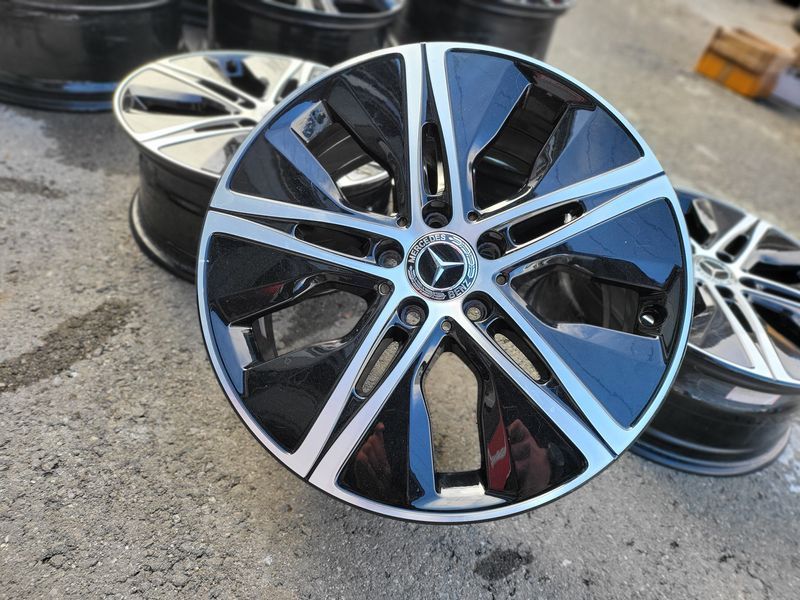 18цола Mercedes A CLA B Мерцедес 4бр Оригинални
